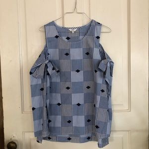 NWOT Crown & Ivy Cold Shoulder Blouse